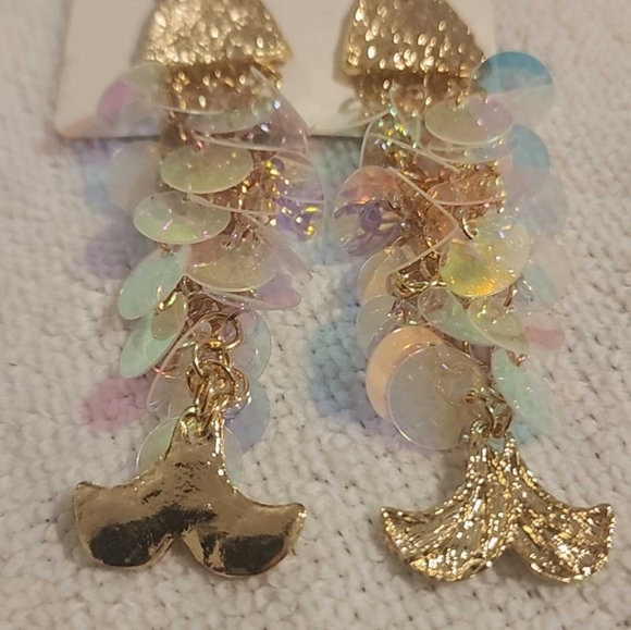 Earrings, fish with pearlescent scales, Goldstone. NWOT - Picture 3 of 6